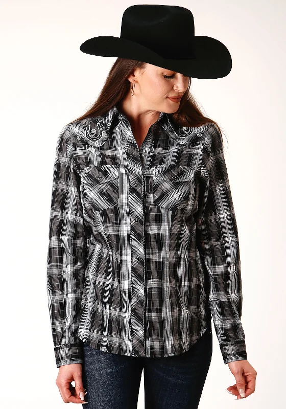 WOMENS LONG SLEEVE SNAP BLACK AND WHITE PLAID WESTERN SHIRT Trendy Tie-Front Short Shirt WOMENS LONG SLEEVE SNAP BLACK AND WHITE PLAID WESTERN SHIRT Trendy Tie-Front Short Shirt
