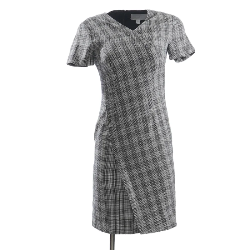Gray Plaid Midi Dress Elegant Pleated Detail Midi Dress