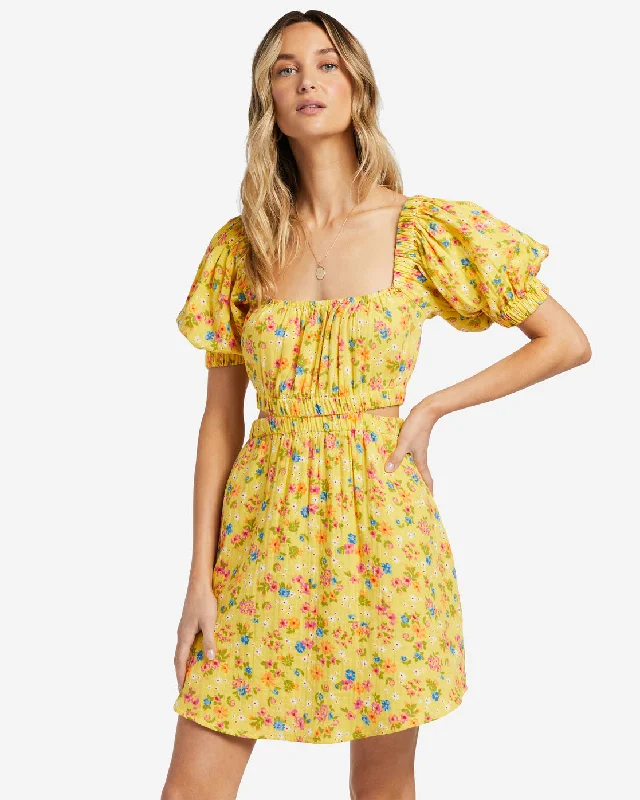 Billabong Dare To Bare Mini Dress - Honeybee Stylish Floral Print Mini Dress