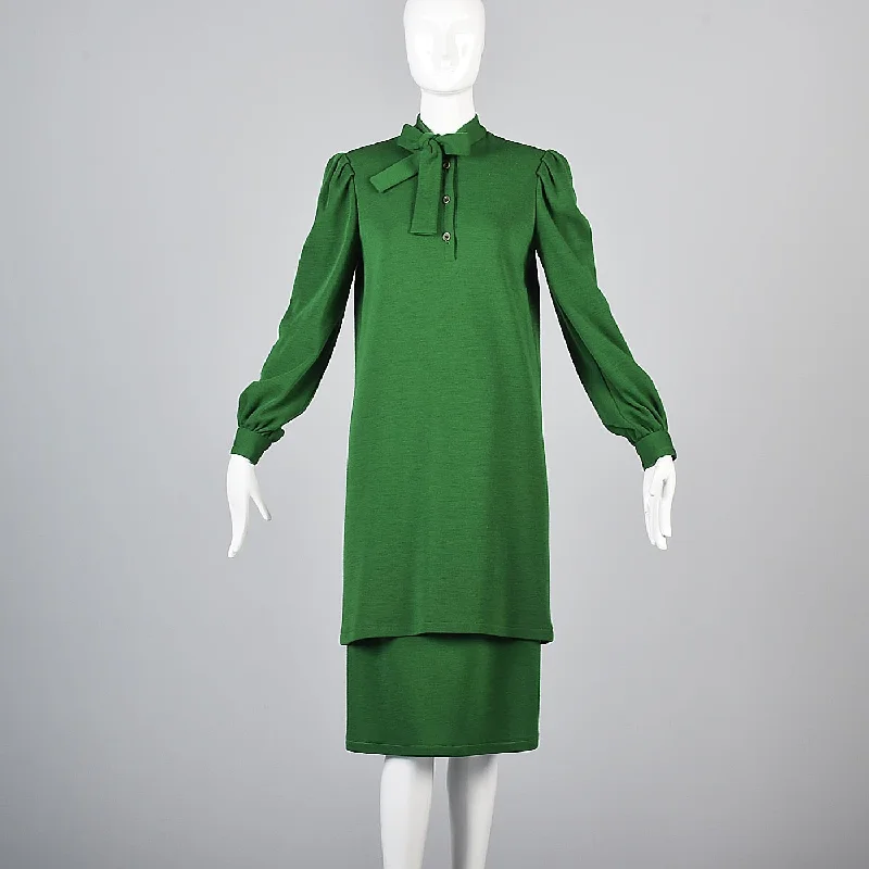 1970s Bill Blass Green Knit Two Piece Separates Set Mini Dress & Skirt Elegant Mini Dress with Pleats