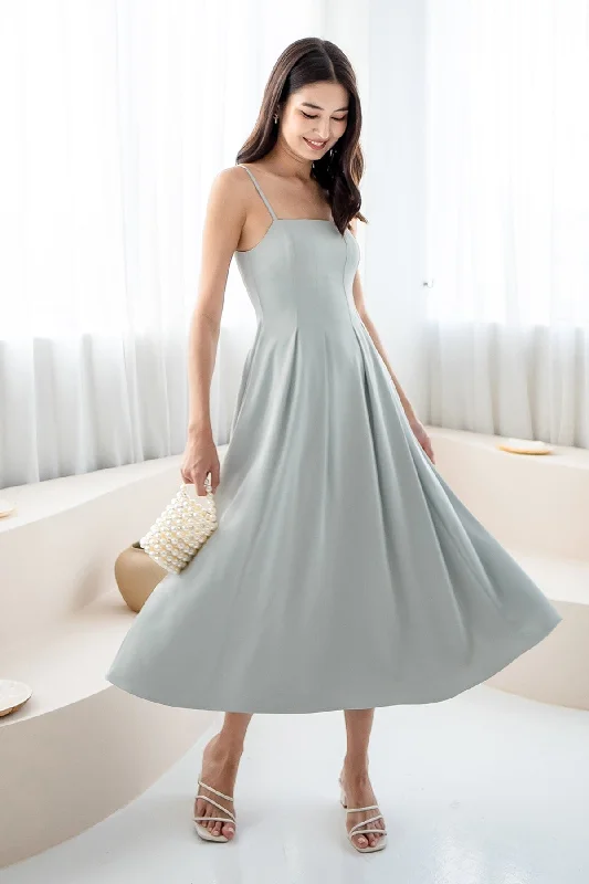 ENCHATE PLEATED MAXI DRESS IN MINT BLUE Comfortable Maxi Dress with Belt