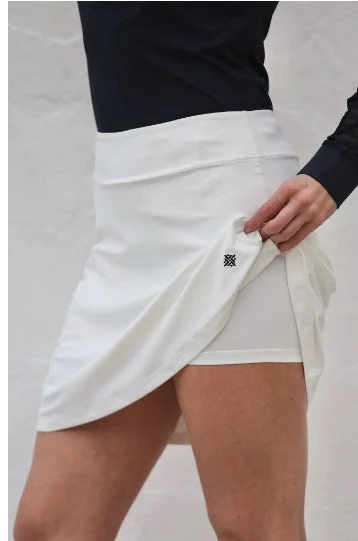 WINTER WHITE